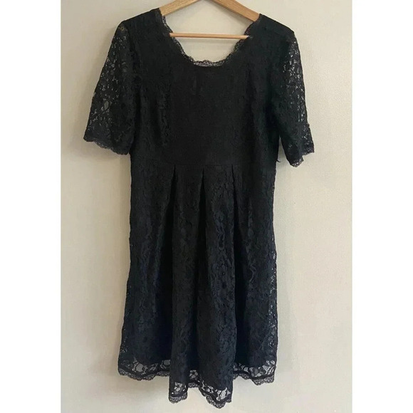 NWT Motherhood Maternity Dress Black Lace Fit Flare Medium M New - Picture 1 of 4